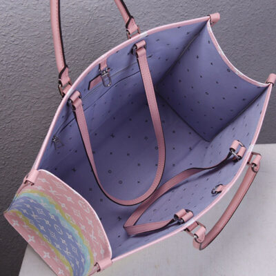 Alternative view of LV Escale OnTheGo GM Tote Bag