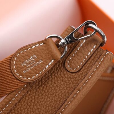Alternative view of Hermes Evelyne 16
