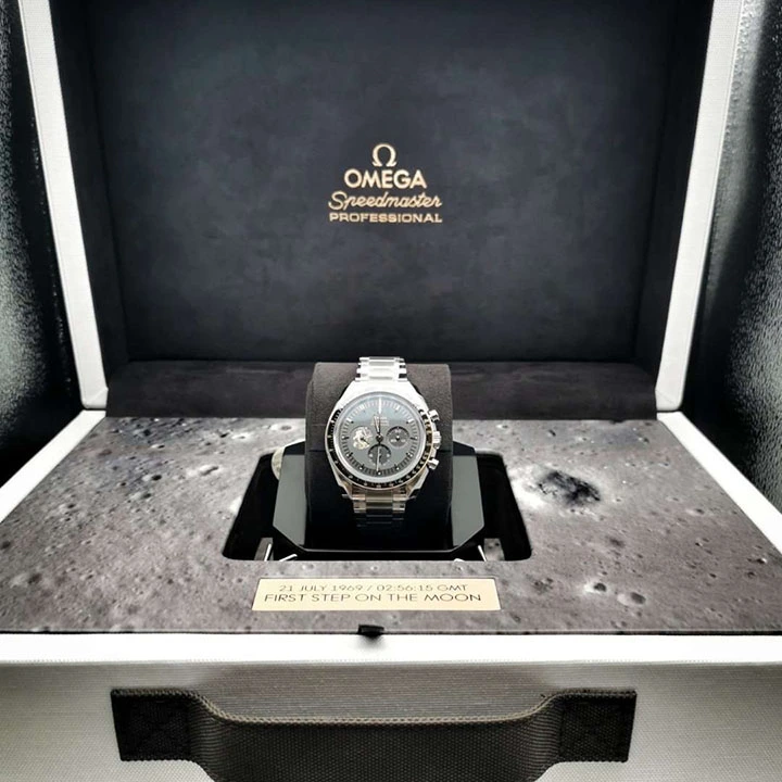 CO‑AXIAL MASTER CHRONOMETER CHRONOGRAPH 42 MM Apollo 11 50th anniversary-310.20.42.50.01.001 - Image 4