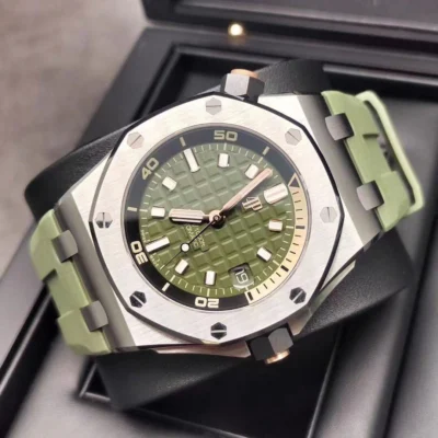 Alternative view of Royal Oak Offshore Diver's Watch Ref. 15720ST(AAAAA Version)