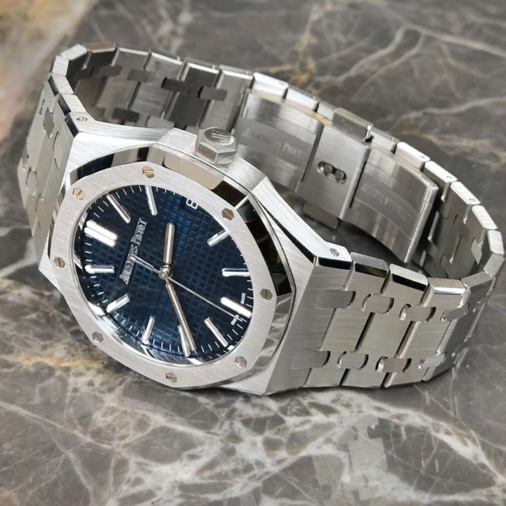 ROYAL OAK SERIES AUTOMATIC WINDING WATCH Ref. 15510ST.OO.1320ST.01(AAAAA Version) - Image 4