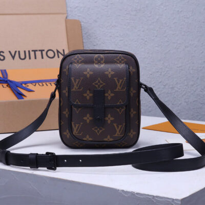 Alternative view of LV Christopher Wearable Wallet