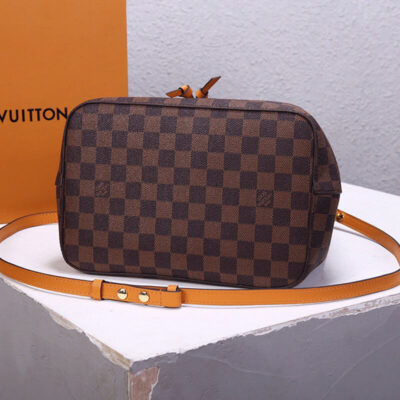 Alternative view of LV NeoNoe Bucket Bag