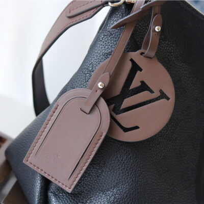 Alternative view of BEAUBOURG HOBO MM