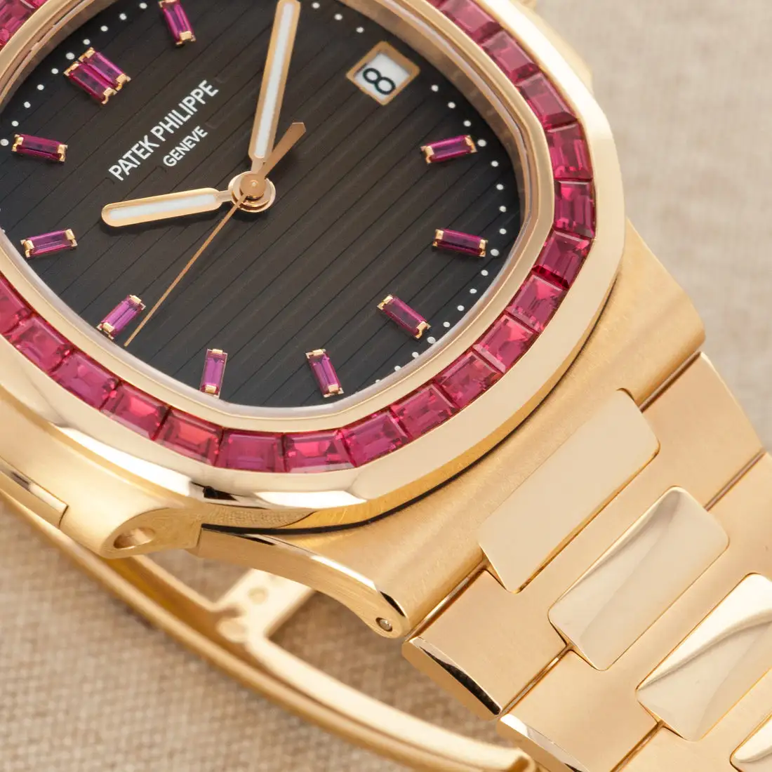 AAAAA-Patek Philippe Nautilus Rose Gold Brown Ruby Dial 40mm Ruby Bezel 5723/112R-001 - BRAND NEW - Image 5