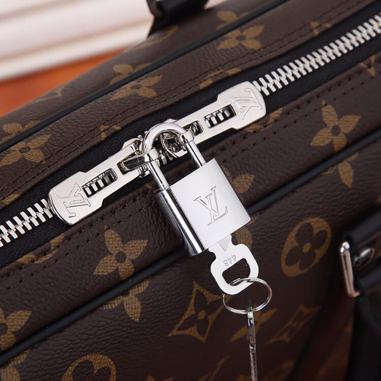 LV Porte-Documents Voyage PM - Image 6