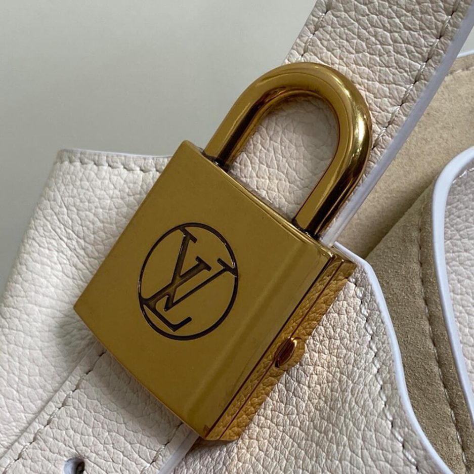 LV Low Key Hobo MM - Image 8