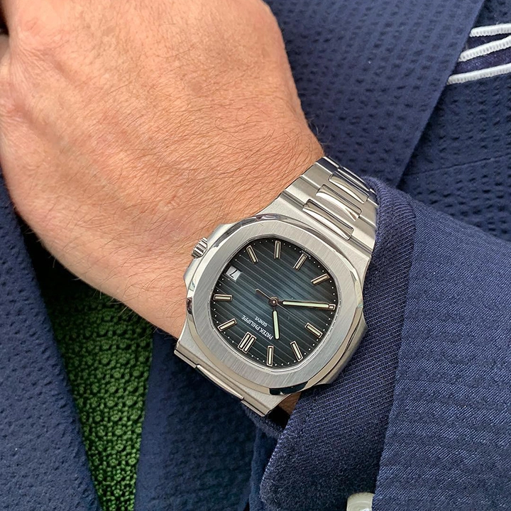 Patek Philippe Nautilus 5711/1A 010 - Image 7