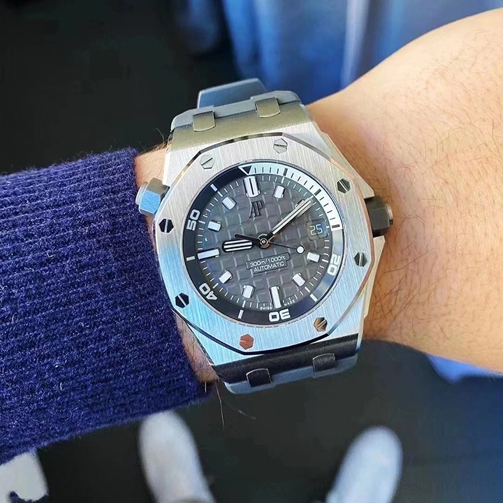 ROYAL OAK OFFSHORE DIVER Ref. 15720ST.OO.A009CA.01 - Image 4