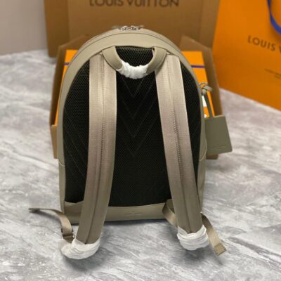 Alternative view of LV Takeoff Backpack