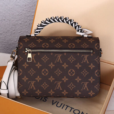 Alternative view of LV Pochette Metis Handbag