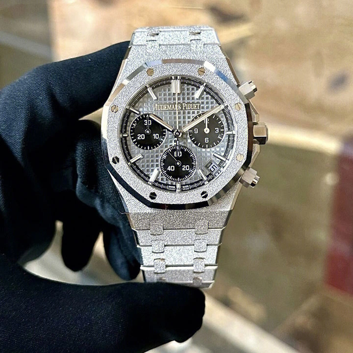 ROYAL OAK SELFWINDING CHRONOGRAPH 26240BC.GG.1324BC.01 (AAAAA version) - Image 2