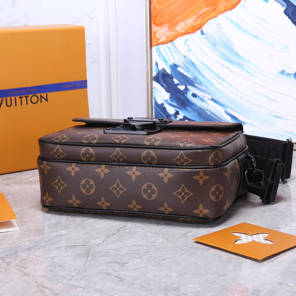 LV S LOCK MESSENGER - Image 7