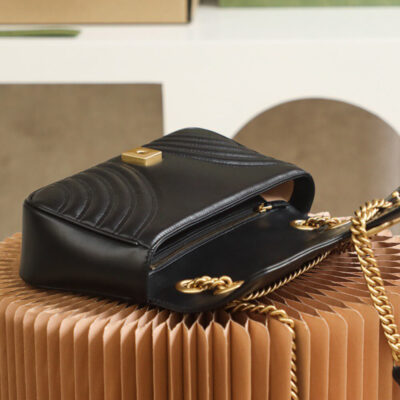 Alternative view of GG Marmont small matelasse shoulder bag
