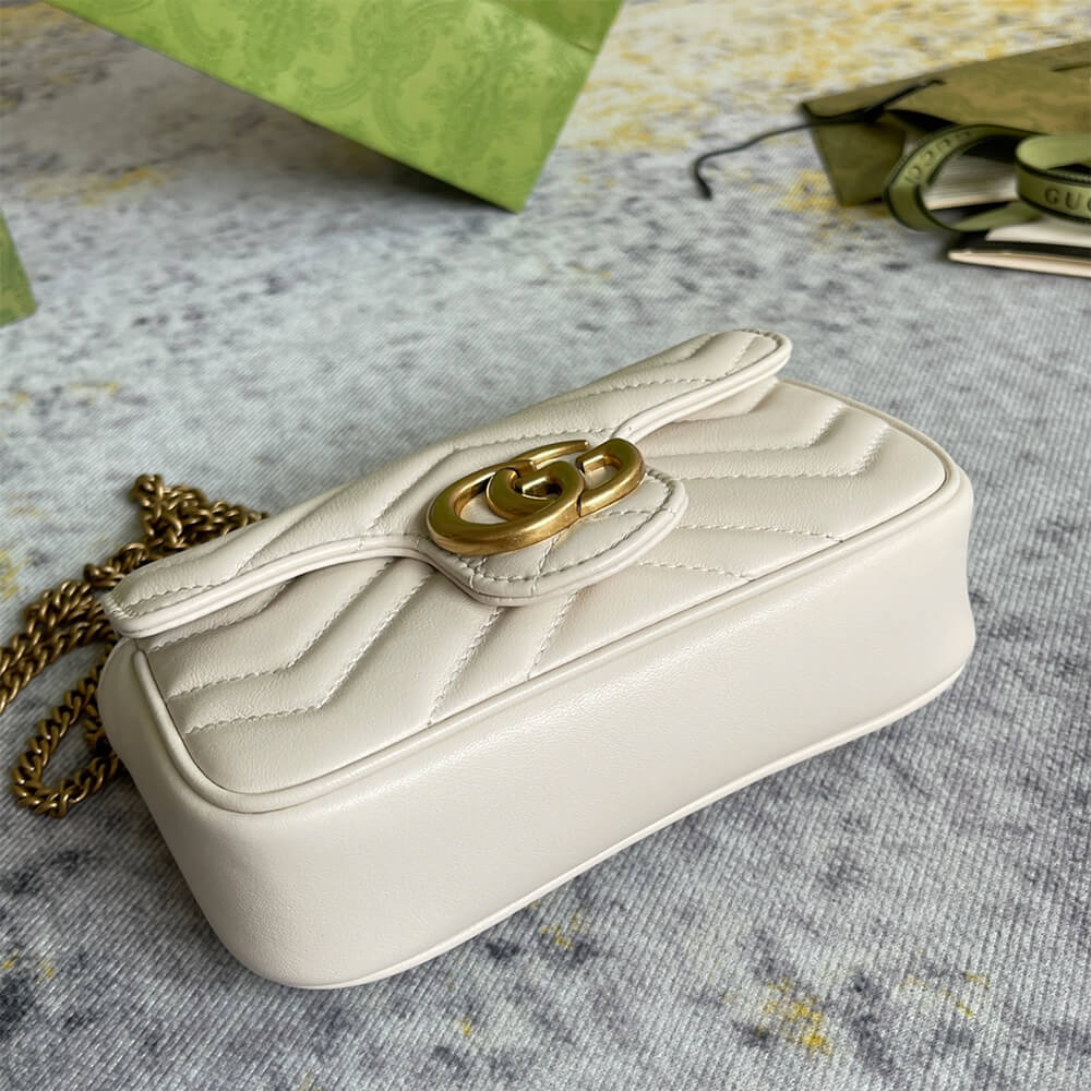 GG Marmont matelasse leather super mini bag - Image 3