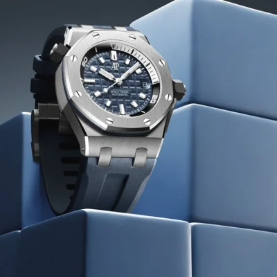 Alternative view of ROYAL OAK OFFSHORE DIVER Ref. 15720ST.OO.A027CA.01