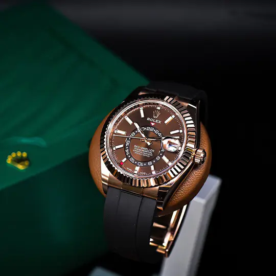 Rolex Sky-Dweller Oyster 42 mm Everose gold 326235-0005 New - Image 11