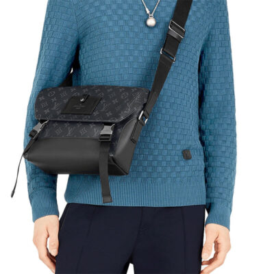 Alternative view of LV Messenger PM Voyager Bag