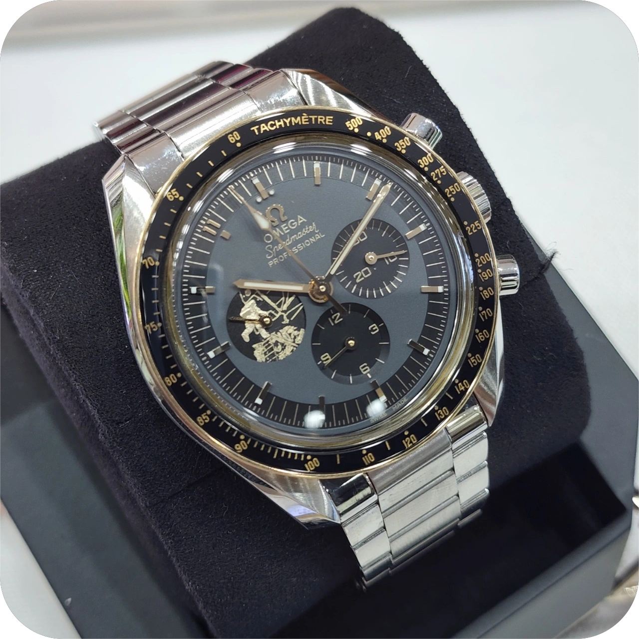 CO‑AXIAL MASTER CHRONOMETER CHRONOGRAPH 42 MM Apollo 11 50th anniversary-310.20.42.50.01.001 - Image 5