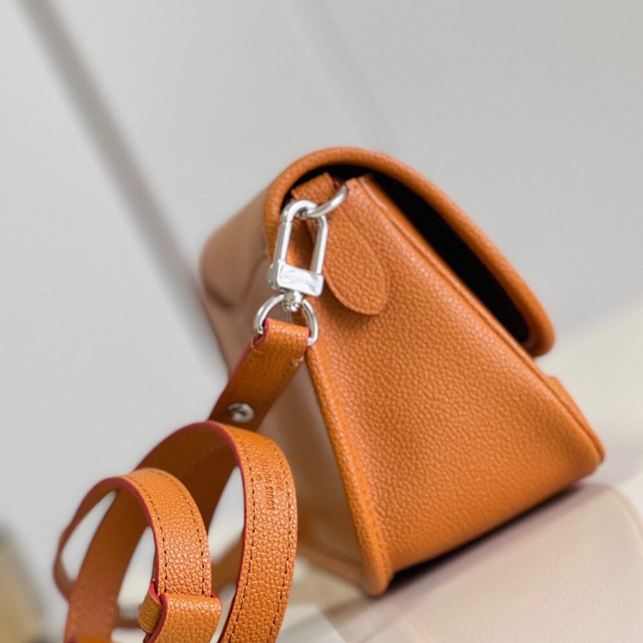 LV Buci - Image 8
