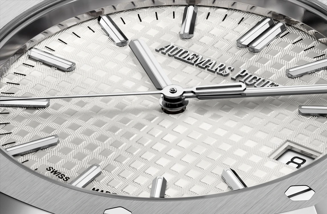 ROYAL OAK SERIES AUTOMATIC WINDING WATCH 5O ANNIVERSARY EDITION Ref. 15550ST.OO.1356ST.01 - Image 5