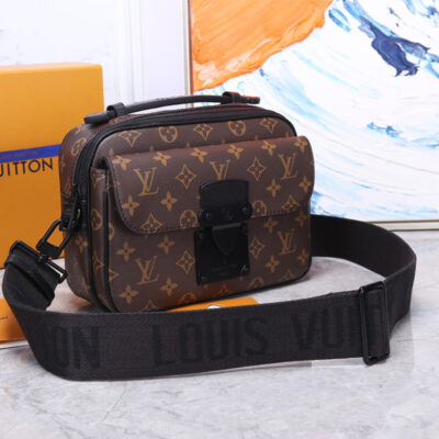 Alternative view of LV S LOCK MESSENGER