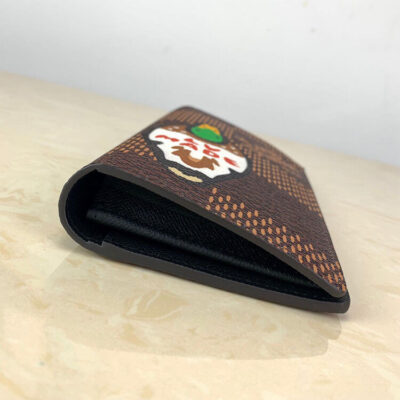 Alternative view of LV Brazza Wallet
