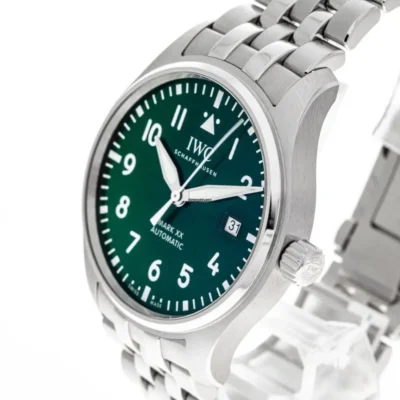 Alternative view of IWC pilot series IW328206 watch