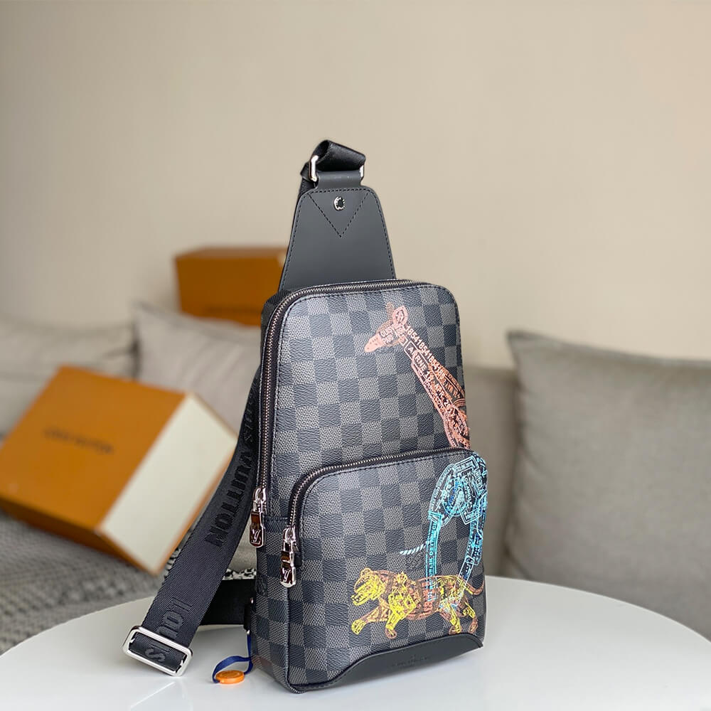AVENUE SLINGBAG - Image 4