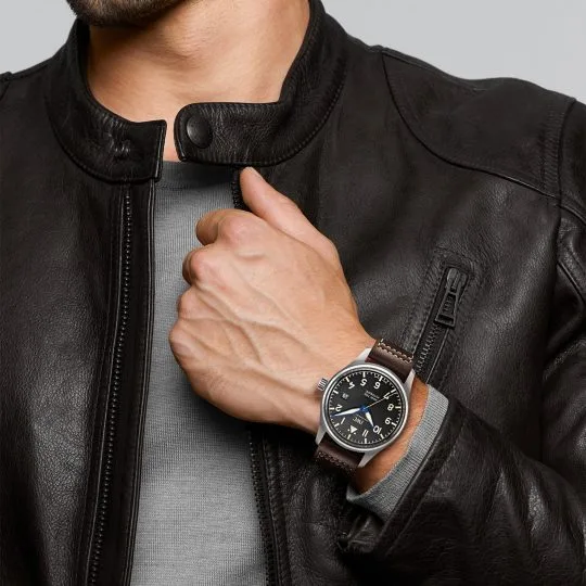 IWC pilot series IW327006 watch - Image 16