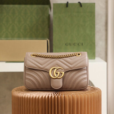 Alternative view of GG Marmont small matelasse shoulder bag