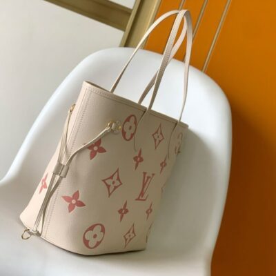 Alternative view of LV Neverfull MM