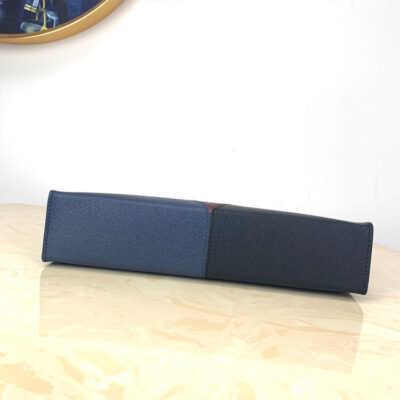 Alternative view of LV Pochette Voyage MM