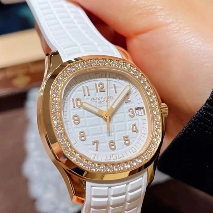5269/200R-001-Patek Philippe AQUANAUT-women - Image 7